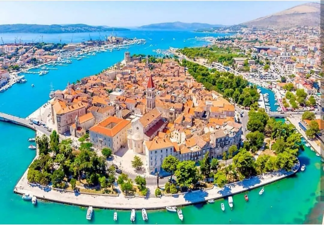 Perina Apartment Trogir